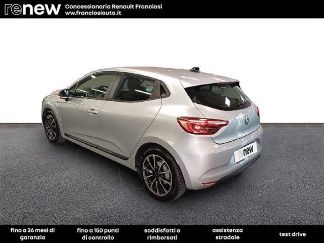 Renault Clio 5 E-TECH Hybrid 140 ZEN - foto 3 di 20