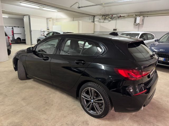 BMW 116 d 5p. Sport - foto 4 di 4
