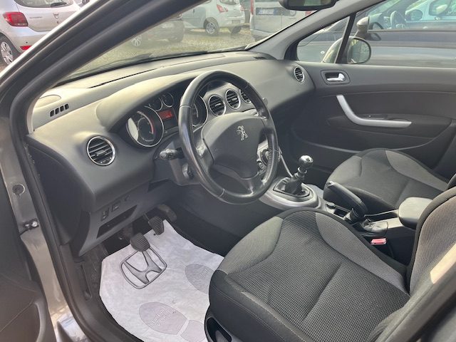 Peugeot 308 1.6 8V e-HDi 112CV 6MT 5p. Business - foto 4 di 4