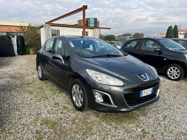 Peugeot 308 1.6 8V e-HDi 112CV 6MT 5p. Business usato a PRATO