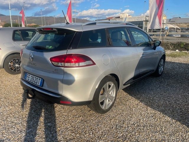 Renault Clio Sporter dCi 8V 75CV Start&Stop GANCIO TRAINO - foto 4 di 4