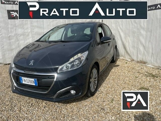 Peugeot 208 PureTech 82 5 porte Black Line - foto 3 di 4