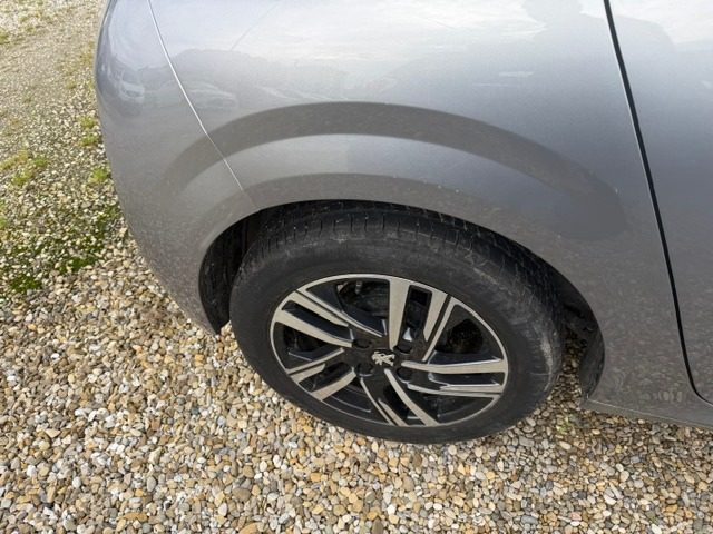 Peugeot 208 PureTech 75 Stop&Start 5 porte Active usato a PRATO