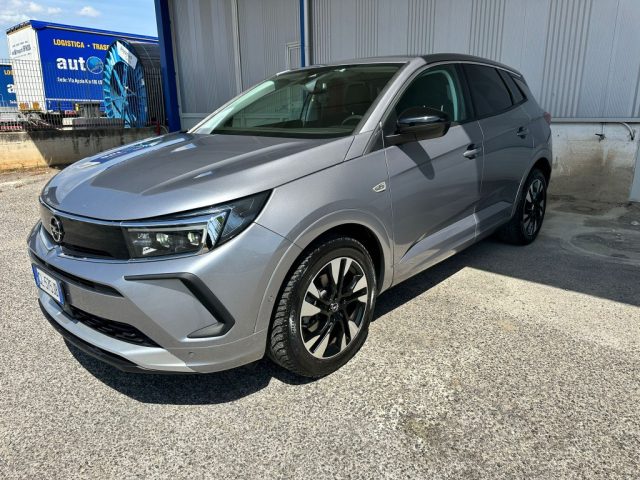 Opel Grandland 1.5 diesel Ecotec aut. Business Elegance usato a CALVI RISORTA