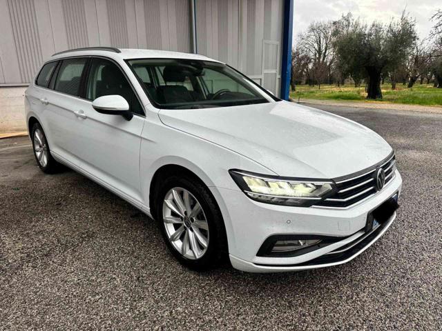 Volkswagen Passat Variant 2.0 TDI SCR EVO DSG Business usato a CALVI RISORTA