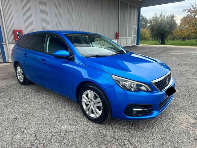 Peugeot 308 BlueHDi 130 S&S EAT8 SW Active Business usato a CALVI RISORTA