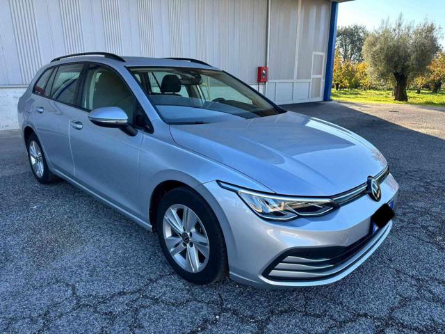 Volkswagen Golf Variant 2.0 TDI SCR Life usato a CALVI RISORTA
