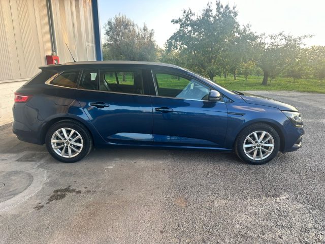 Renault Megane Mégane Sporter Blue dCi 115 CV EDC Business - foto 3 di 12