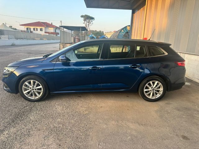 Renault Megane Mégane Sporter Blue dCi 115 CV EDC Business - foto 4 di 12
