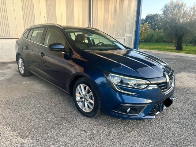 Renault Megane M�gane Sporter Blue dCi 115 CV EDC Business usato a CALVI RISORTA