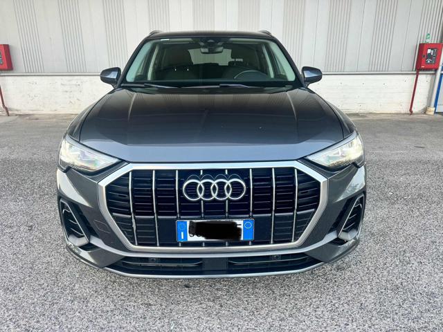 Audi Q3 35 TDI S tronic S line edition - foto 2 di 18