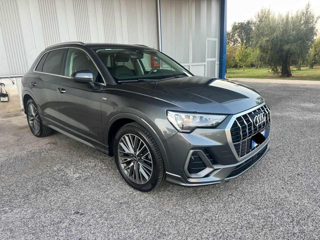 Audi Q3 35 TDI S tronic S line edition, del 2021, 222.000 km, in vendita a Calvi Risorta (CE)