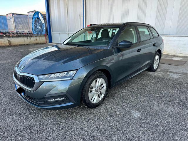 Skoda Octavia 2.0 TDI EVO SCR Wagon Executive - foto 2 di 4