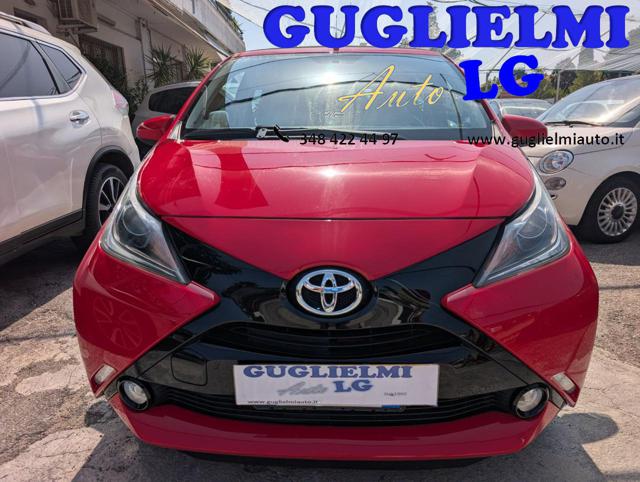 Toyota Aygo 1.0 VVT-i 69 CV 5 porte tetto aprib.WAVE - foto 2 di 4