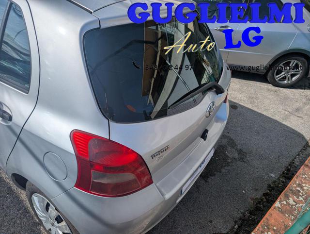 Toyota Yaris 1.3 5 porte Sol Bluetooth+telecamera - foto 3 di 4