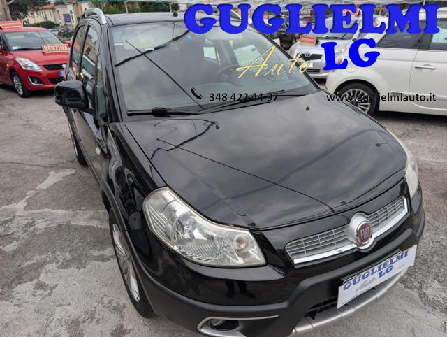 Fiat Sedici 1.6 16V 4x4 Emotion + NAVI/BLUETOOTH, del 2011, 101.000 km, in vendita a Colceresa (VI)