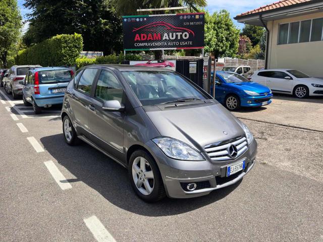 Mercedes-Benz A 160 BlueEFFICIENCY Premium cambio automatico usato a BREGNANO