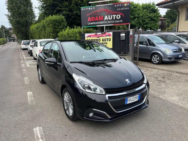 Peugeot 208 1° serie PureTech 82 5 porte Allure usato a BREGNANO
