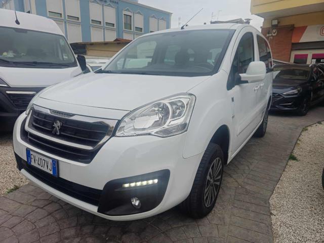 Peugeot Partner Tepee BlueHDi 100 4x4 Active Traction Control Plus - foto 3 di 4