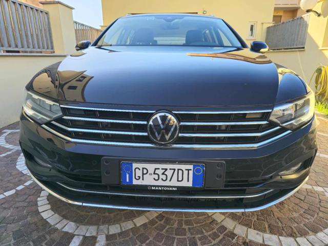 Volkswagen Passat Variant 1.5 TSI ACT DSG Business AUTOMATICA - foto 3 di 4