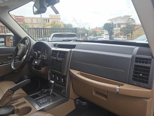 Jeep Cherokee 2.8 CRD DPF Limited Auto BELLISSIMA !!!! - foto 2 di 4