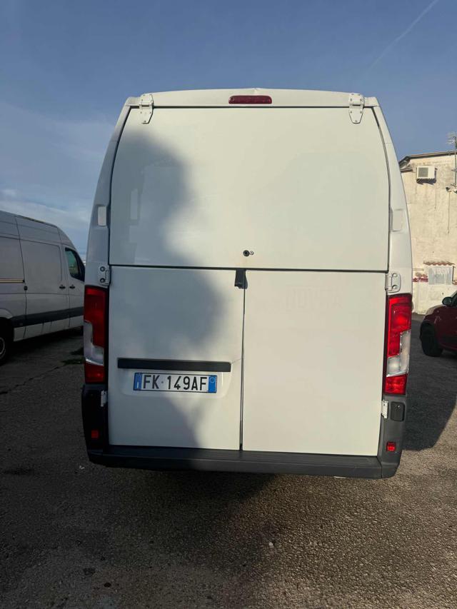 Fiat Ducato 35 2.3 MJT 130CV PLM-TA Furgone Maxi - foto 3 di 4