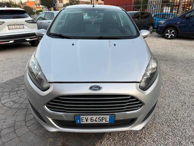 Ford Fiesta 1.4 3p. Bz.- GPL Titanium - foto 3 di 4