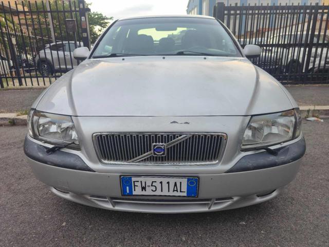 Volvo S80 2.4i turbo 20V cat T Optima, del 2002, 215.000 km, in vendita a Fiumicino (RM)