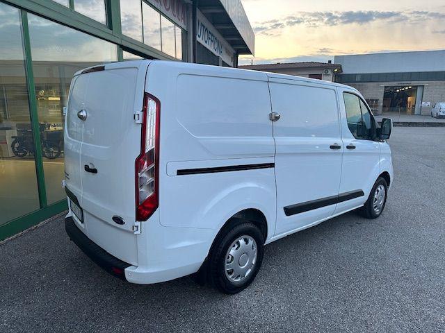 Ford Transit Custom 300 2.0 EcoBlue 130 PC Furgone Trend, del 2021, 180.000 km, in vendita a Pederobba (TV)