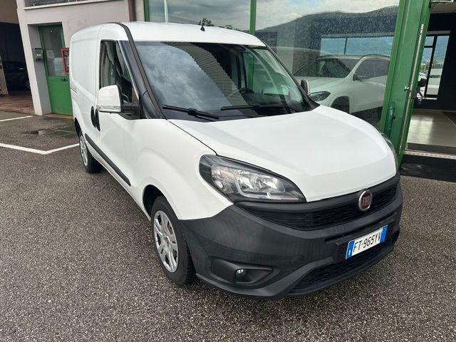 Fiat Doblo Dobl� 1.6 MJT 105CV PC-TN Cargo Lamierato SX usato a PEDEROBBA