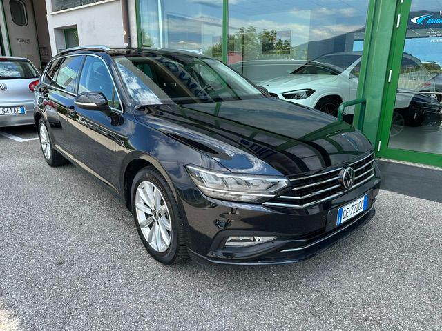 Volkswagen Passat Variant 2.0 TDI SCR EVO DSG Business usato a PEDEROBBA