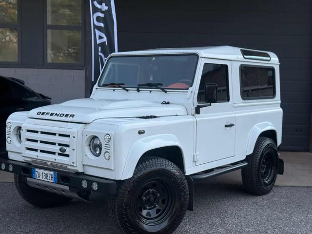 Land Rover Defender 2.2 TD4 Hard Top N1 usato a NIARDO