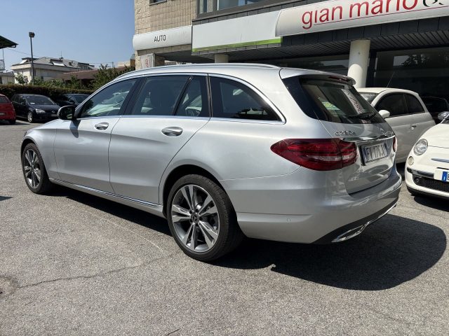 Mercedes-Benz CLA sse C C200 d Business Auto - foto 3 di 4