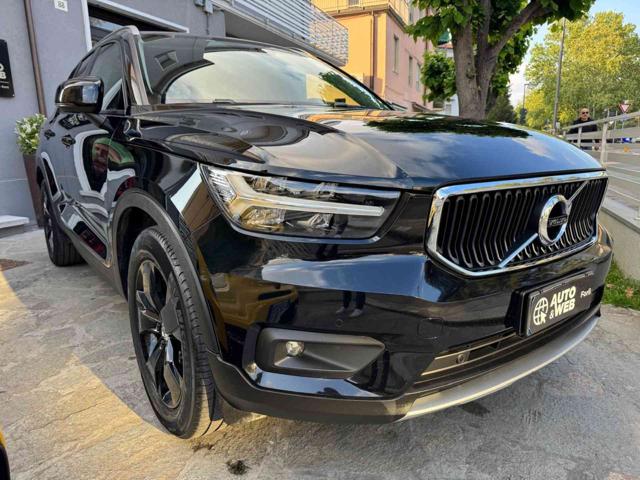 Volvo XC40 D3 GEARTRONIC R-DESING 150CV - foto 3 di 4