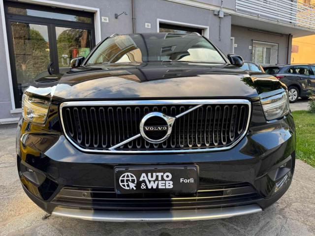 Volvo XC40 D3 GEARTRONIC R-DESING 150CV - foto 4 di 4