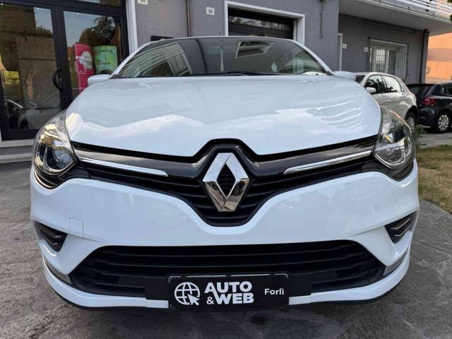 Renault Clio TCe 12V 75cv 5 porte GENERATION NEOPATENTATI - foto 4 di 4