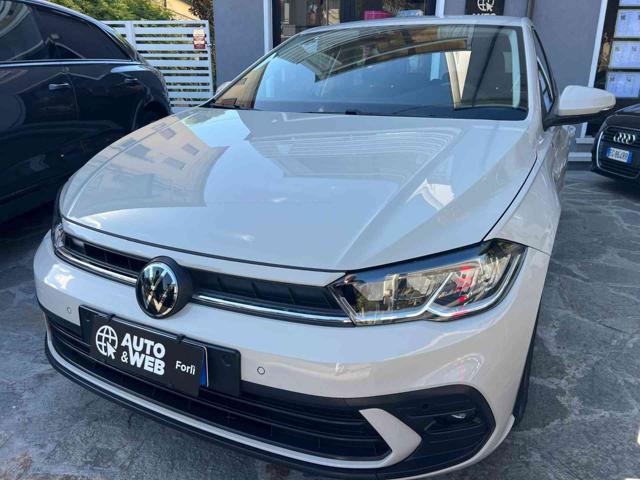Volkswagen Polo 1.0 TSI STYLE NEOPATENTATI - foto 2 di 4