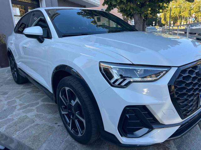 Audi Q3 SPB 35 TDI S tronic - foto 3 di 4