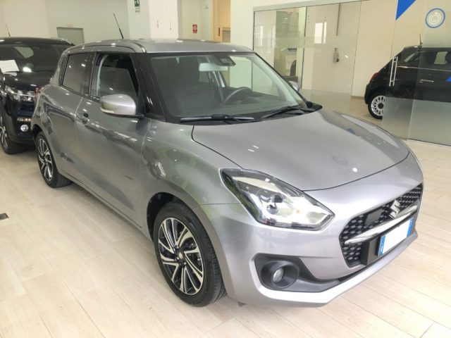 Suzuki Swift 1.2 Hybrid Top - foto 3 di 4