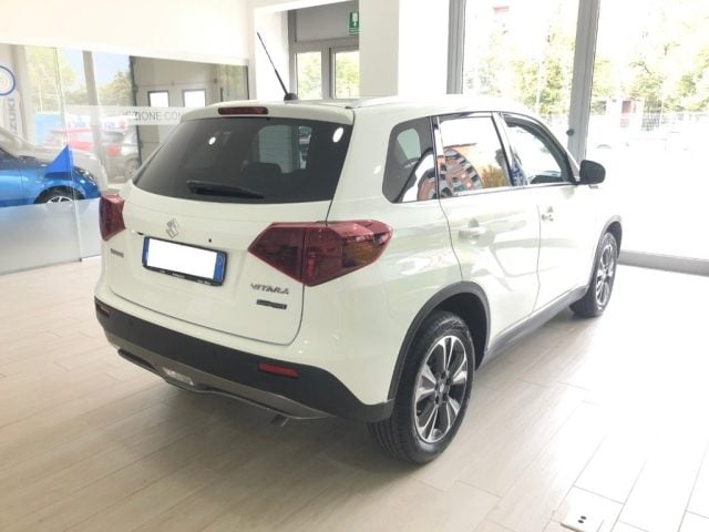Suzuki Vitara 1.5 140V Hybrid A/T 4WD AllGrip Starview - foto 4 di 4
