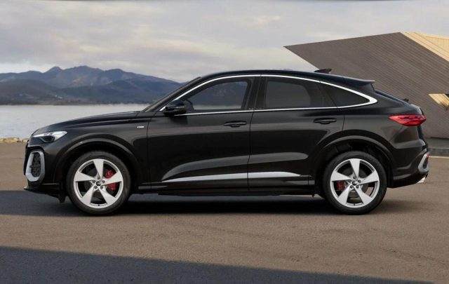Audi Q5 SPB 40 TDI 204CV MHEV QUATTRO S TRONIC 2X S LINE km 0 a LENDINARA