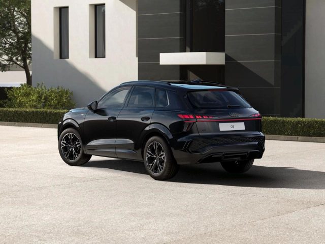 Audi Q3 35 TDI 150CV S TRONIC 2X S LINE STRONIC SLINE - foto 2 di 54