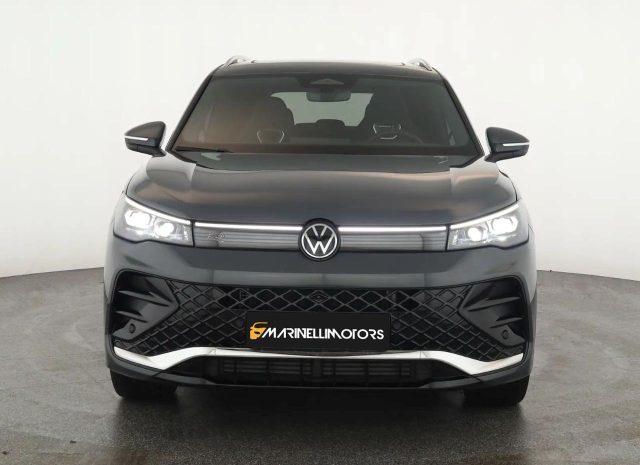 Volkswagen Tiguan 2.0 TSI 265 CV DSG 4 MOTION R LINE IQ LIGHT TETTO - foto 3 di 4