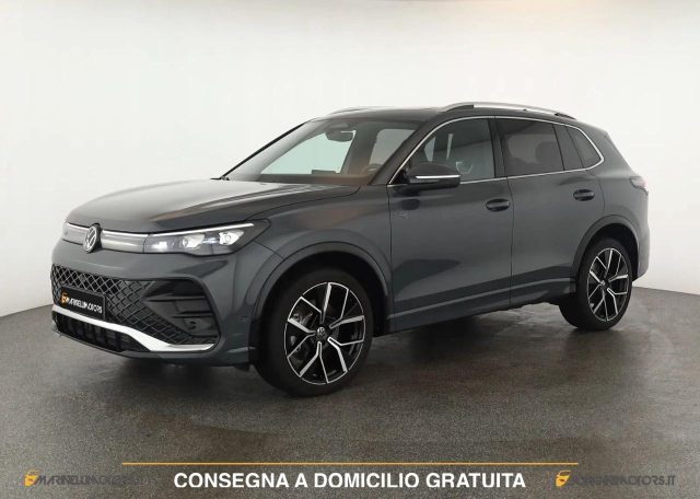 Volkswagen Tiguan 2.0 TSI 265 CV DSG 4 MOTION R LINE IQ LIGHT TETTO usato a LENDINARA