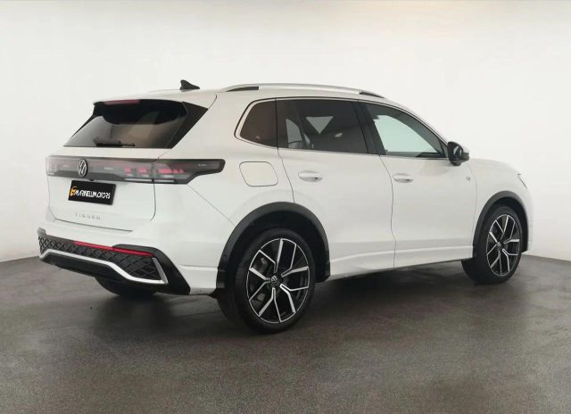 Volkswagen Tiguan 2.0 TDI 150CV DSG R LINE TETTO CERCHI 20 KEYLESS - foto 2 di 4