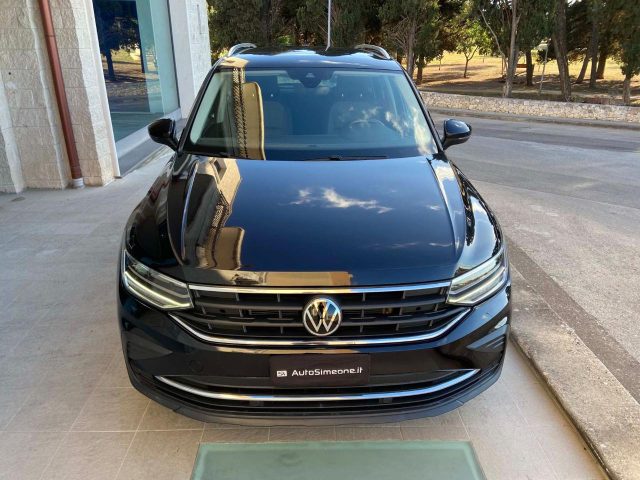 Volkswagen Tiguan 2.0 TDI 150 CV SCR DSG Life - foto 2 di 4