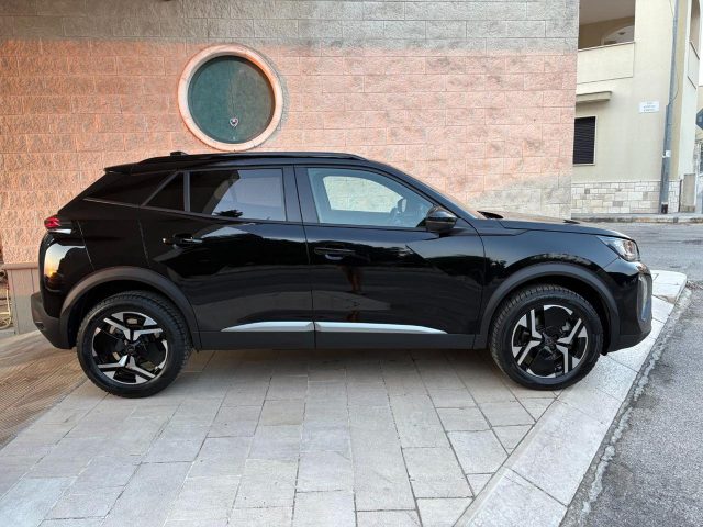 Peugeot 2008 Hybrid 145 e-DCS6 Allure - foto 4 di 4
