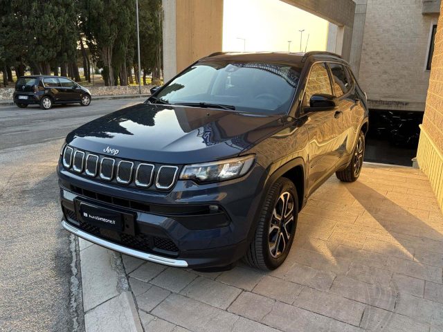 Jeep Compass 1.6 Multijet II 2WD Limited 130 CV usato a CAROVIGNO