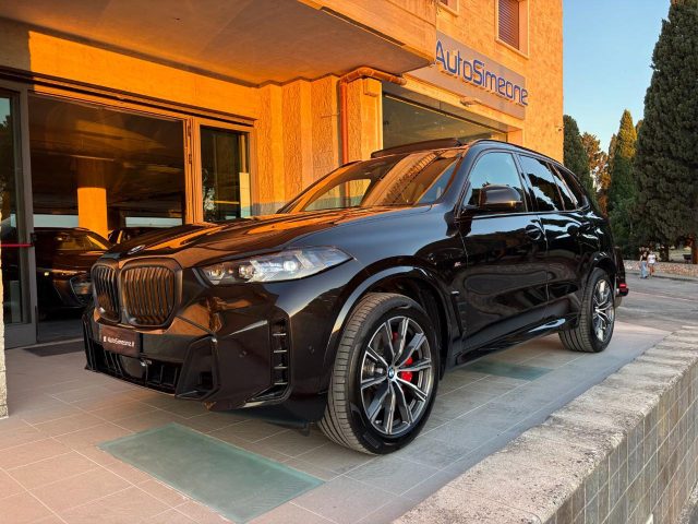 BMW X5 xDrive40d 48V Msport Pro TETTO APR/PAN. usato a CAROVIGNO