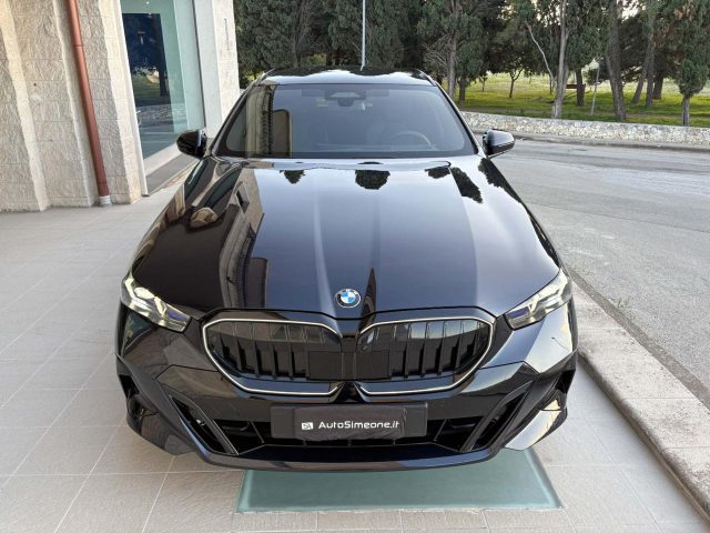 BMW 520 d 48V xDrive Touring Msport Pro. - foto 2 di 4
